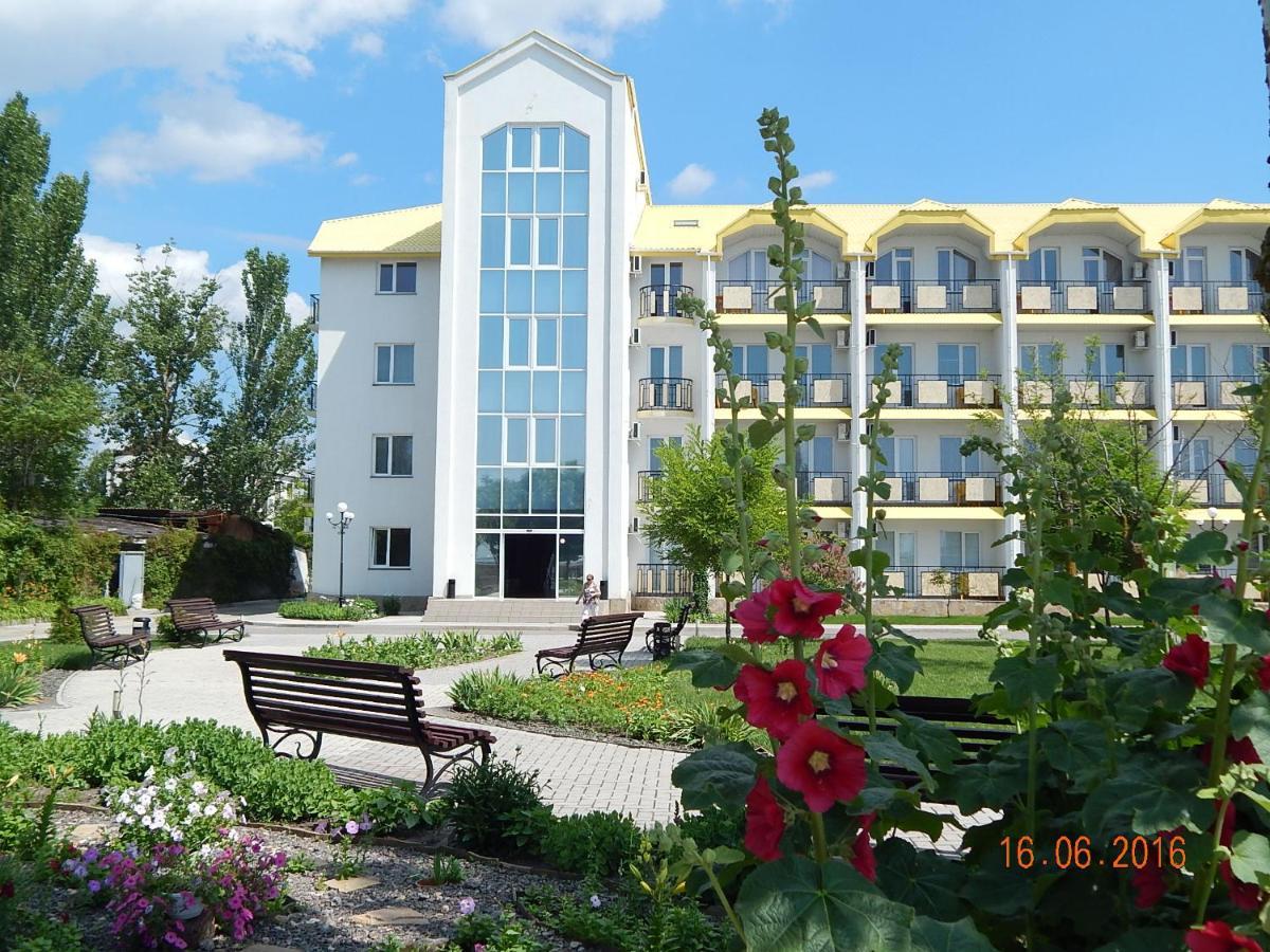 Отель Мелиоратор-Юг Koblevo Bagian luar foto